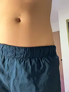 hottiee melannie online show from 7, 3, 2026