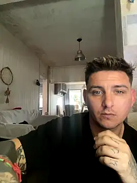 Snapshot of SantyPlayBig chatting on 9, 9, 2025 SantyPlayBig online show from 9, 9, 2025