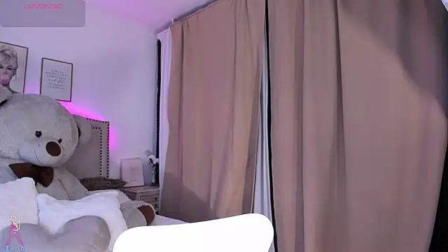 Mayajhons online show from 7, 1, 2026