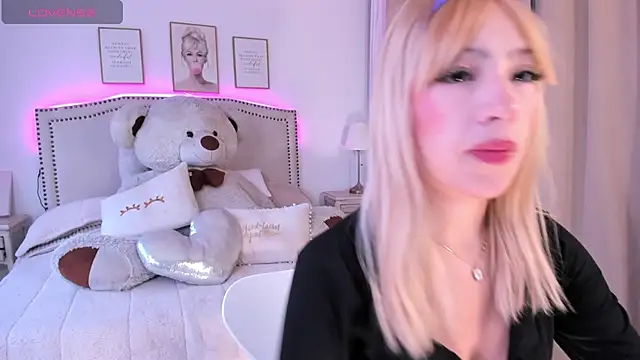 Mayajhons online show from 15, 11, 2025