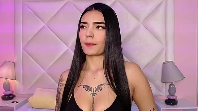 Miaa Smithh   online show from 28, 10, 2025