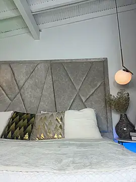 SweetieSinXXX online show from 19, 12, 2025