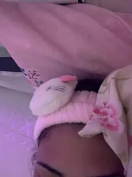 Snapshot of luluzinhax chatting on 17, 1, 2026 luluzinhax online show from 17, 1, 2026