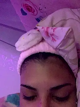 luluzinhax online show from 15, 1, 2026