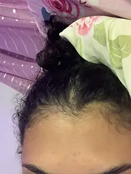 Snapshot of luluzinhax chatting on 4, 3, 2026 luluzinhax online show from 4, 3, 2026