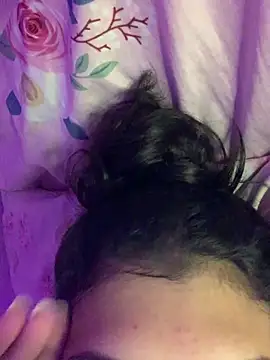 Snapshot of luluzinhax chatting on 2, 3, 2026 luluzinhax online show from 2, 3, 2026