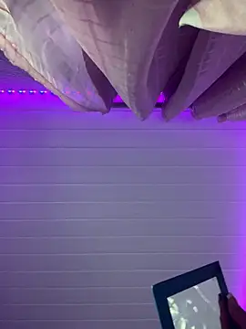 luluzinhax online show from 12, 3, 2026