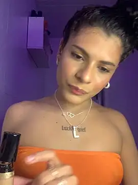 luluzinhax online show from 13, 11, 2025