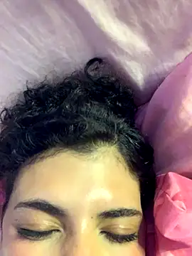 luluzinhax online show from 6, 11, 2025