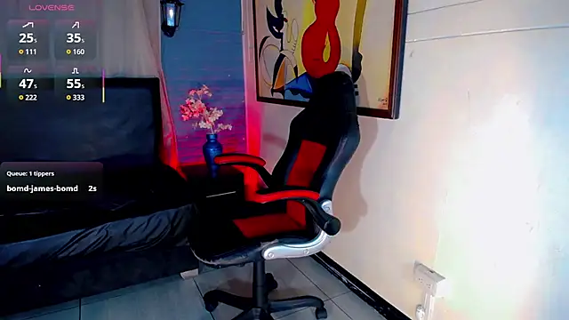 Cristal Villael online show from 16, 9, 2025