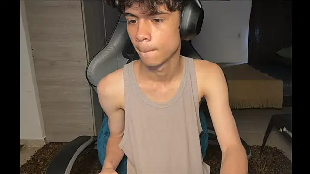 OopsAgain  online show from 13, 1, 2026