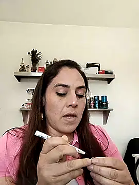 Snapshot of denissebombon chatting on 4, 2, 2026 denissebombon online show from 4, 2, 2026