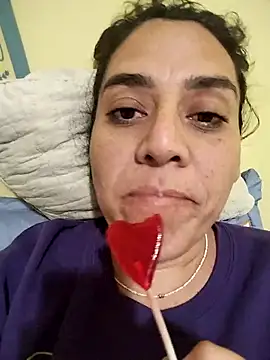 Snapshot of denissebombon chatting on 14, 2, 2026 denissebombon online show from 14, 2, 2026