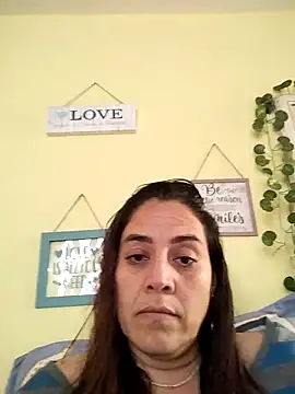 Snapshot of denissebombon chatting on 8, 2, 2026 denissebombon online show from 8, 2, 2026