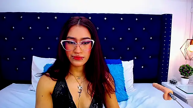 miss aris online show from 25, 10, 2025