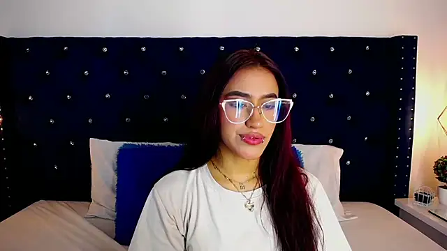 miss aris online show from 29, 10, 2025