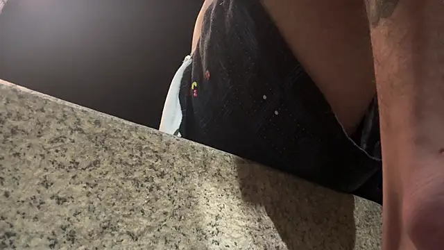 chrisalmeid  online show from 16, 2, 2026