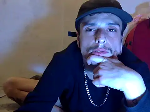 chrisalmeid  online show from 9, 10, 2025