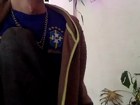 chrisalmeid  online show from 4, 11, 2025