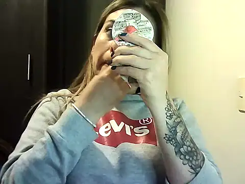 Valery  Rouse  online show from 14, 2, 2026