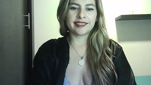 Valery  Rouse  online show from 28, 3, 2026