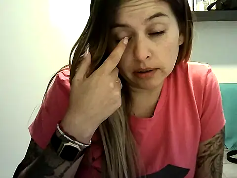 Snapshot of Valery__Rouse_ chatting on 15, 7, 2026 Valery Rouse online show from 15, 7, 2026