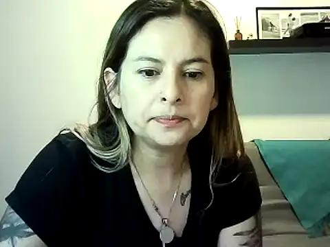 Snapshot of Valery__Rouse_ chatting on 9, 7, 2026 Valery Rouse online show from 9, 7, 2026