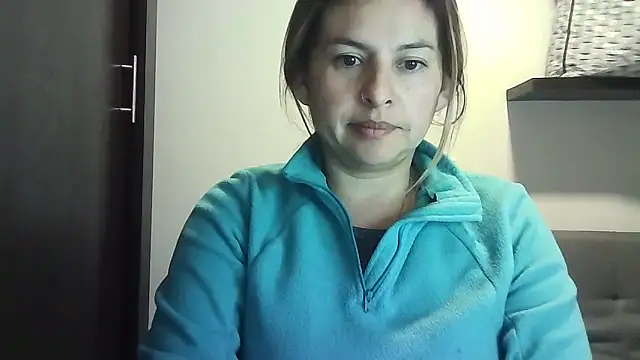 Valery  Rouse  online show from 11, 4, 2026