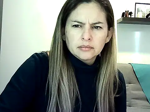 Snapshot of Valery__Rouse_ chatting on 21, 7, 2026 Valery Rouse online show from 21, 7, 2026