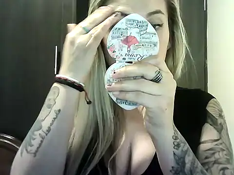 Valery  Rouse  online show from 13, 11, 2025