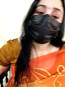 Monica cams online show from 9, 10, 2025