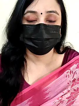 Monica cams online show from 14, 2, 2026