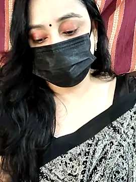 Monica cams online show from 9, 9, 2025