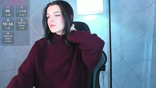 Lynn Martin online show from 6, 11, 2025