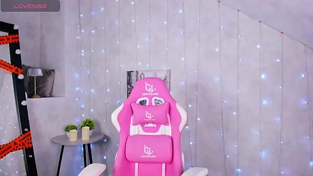 Lynn Martin online show from 31, 10, 2025