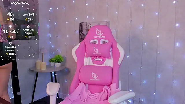 Lynn Martin online show from 13, 10, 2025