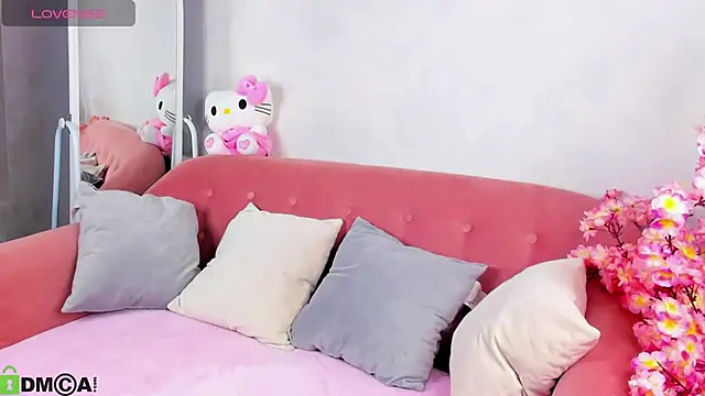 Lynn Martin online show from 7, 10, 2025