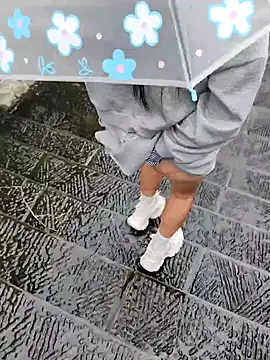 shaoshao-7758 online show from 10, 10, 2025