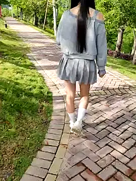 shaoshao-7758 online show from 7, 5, 2026
