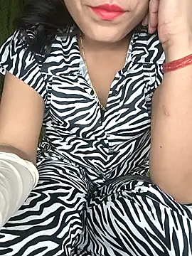 Hott Archana online show from 17, 12, 2025