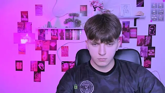 travis wolf  online show from 11, 4, 2026