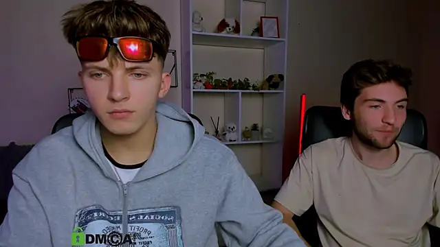 travis wolf  online show from 4, 10, 2025