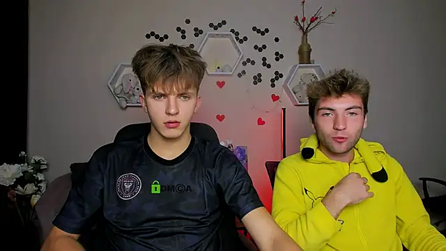 travis wolf  online show from 13, 9, 2025