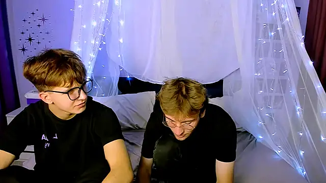 travis wolf  online show from 19, 10, 2025