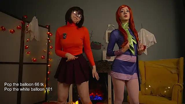 Snapshot of Ruminelle chatting on 10, 11, 2025 Ruminelle online show from 10, 11, 2025