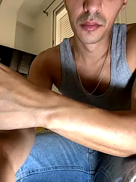 Snapshot of Merousexy282828 chatting on 8, 10, 2025 Merousexy282828 online show from 8, 10, 2025