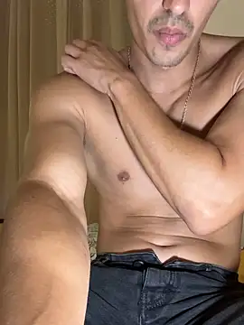 Snapshot of Merousexy282828 chatting on 4, 10, 2025 Merousexy282828 online show from 4, 10, 2025