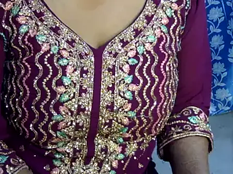 Snapshot of Sexy_vipasha chatting on 7, 11, 2025 Sexy vipasha online show from 7, 11, 2025