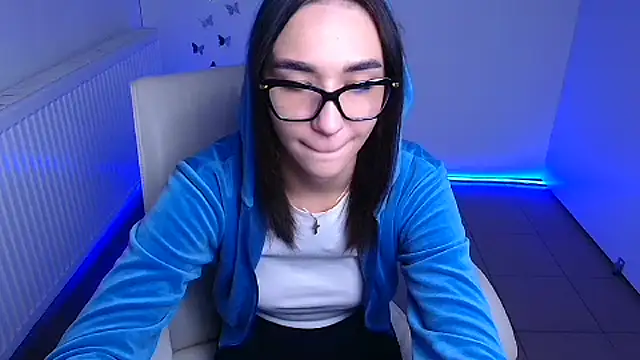 Bella Night4 online show from 18, 9, 2025