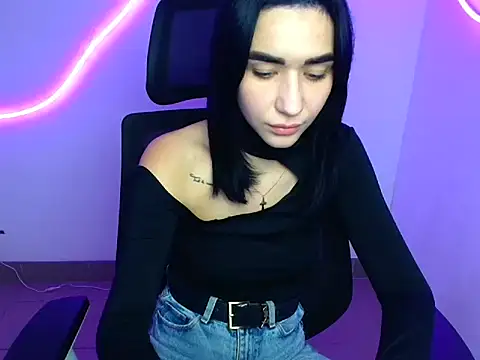 Bella Night4 online show from 3, 10, 2025